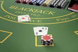 Kartu privasi rtp8000 di layar gelap